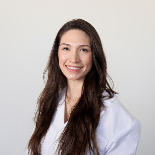 Portrait photo for doctor Jessica Ferreira, a dentist in Cedar Park, Austin