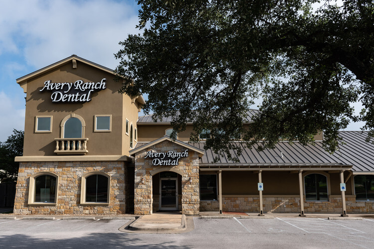Exterior of a dental office in Cedar Park, Austin